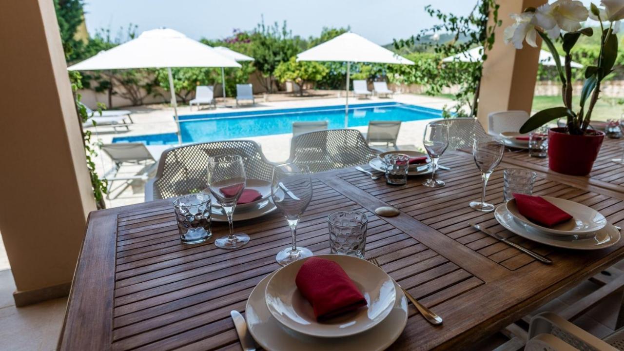 Villa Etruria close to Playa d'en Bossa San José Esterno foto